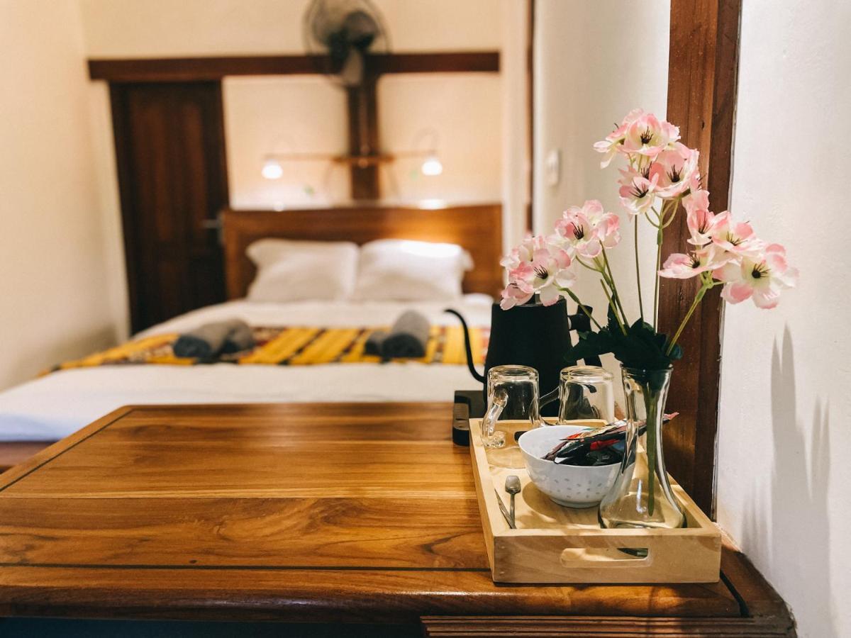 Cool Breeze Authentic Hotel Labuan Bajo Komodo Ngoại thất bức ảnh