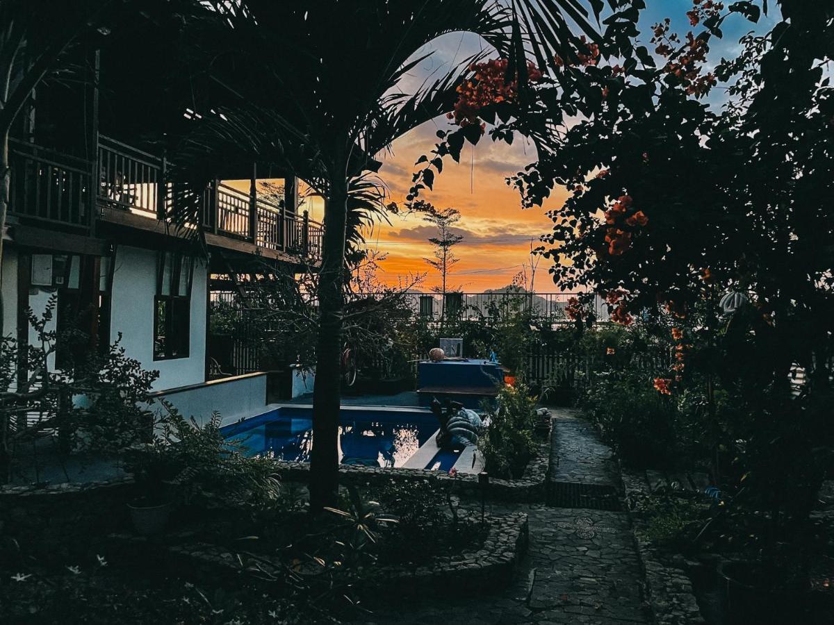 Cool Breeze Authentic Hotel Labuan Bajo Komodo Ngoại thất bức ảnh